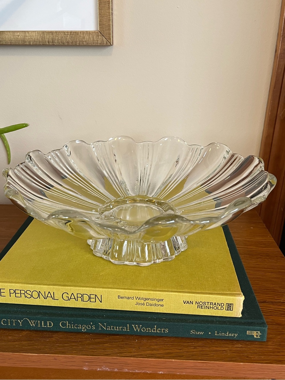 Clear Glass Scalloped Centerpiece Bowl